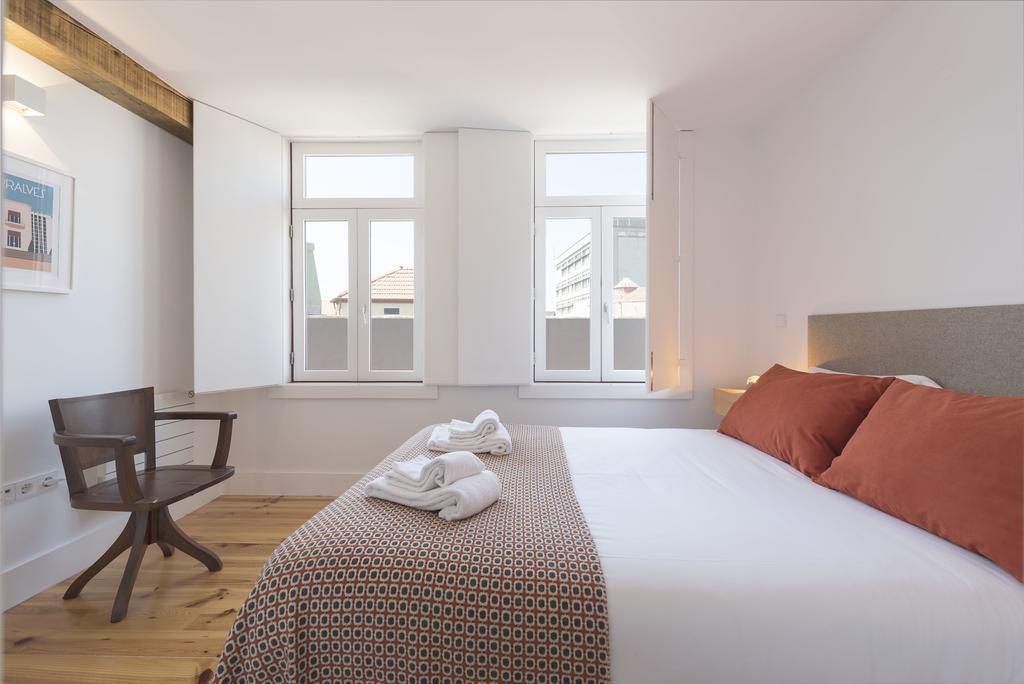 Lovelystay - Top Floor Balcony Apartment Porto Exteriér fotografie